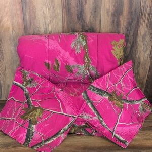 Realtree Hot Pink Fuchsia Camouflage 3 Piece Comforter + 2 Shams FULL